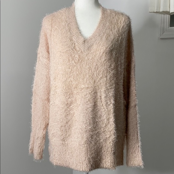 H&M Sweaters - H&M blush pink sweater